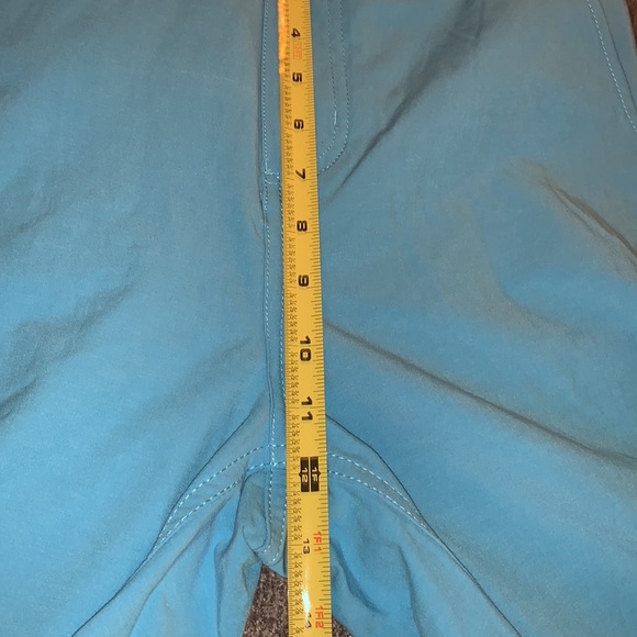 Southern Tide Shorts - Picture 6 of 8